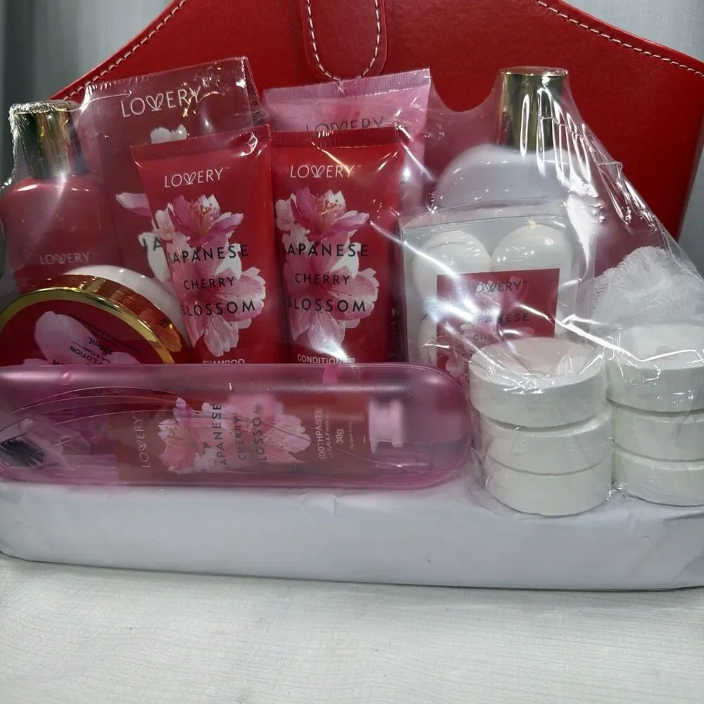 Lovery luxurious brand